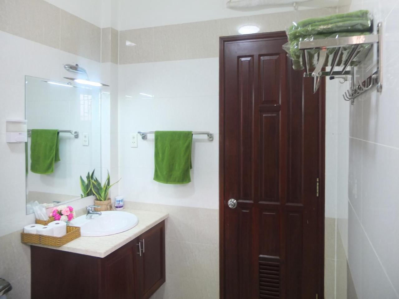 S Phuot Airport Hostel Ho Chi Minh-byen Eksteriør bilde
